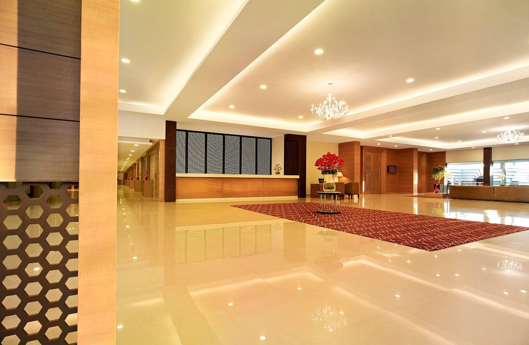 הובלי Hotel Naveen Lakeside מראה חיצוני תמונה
